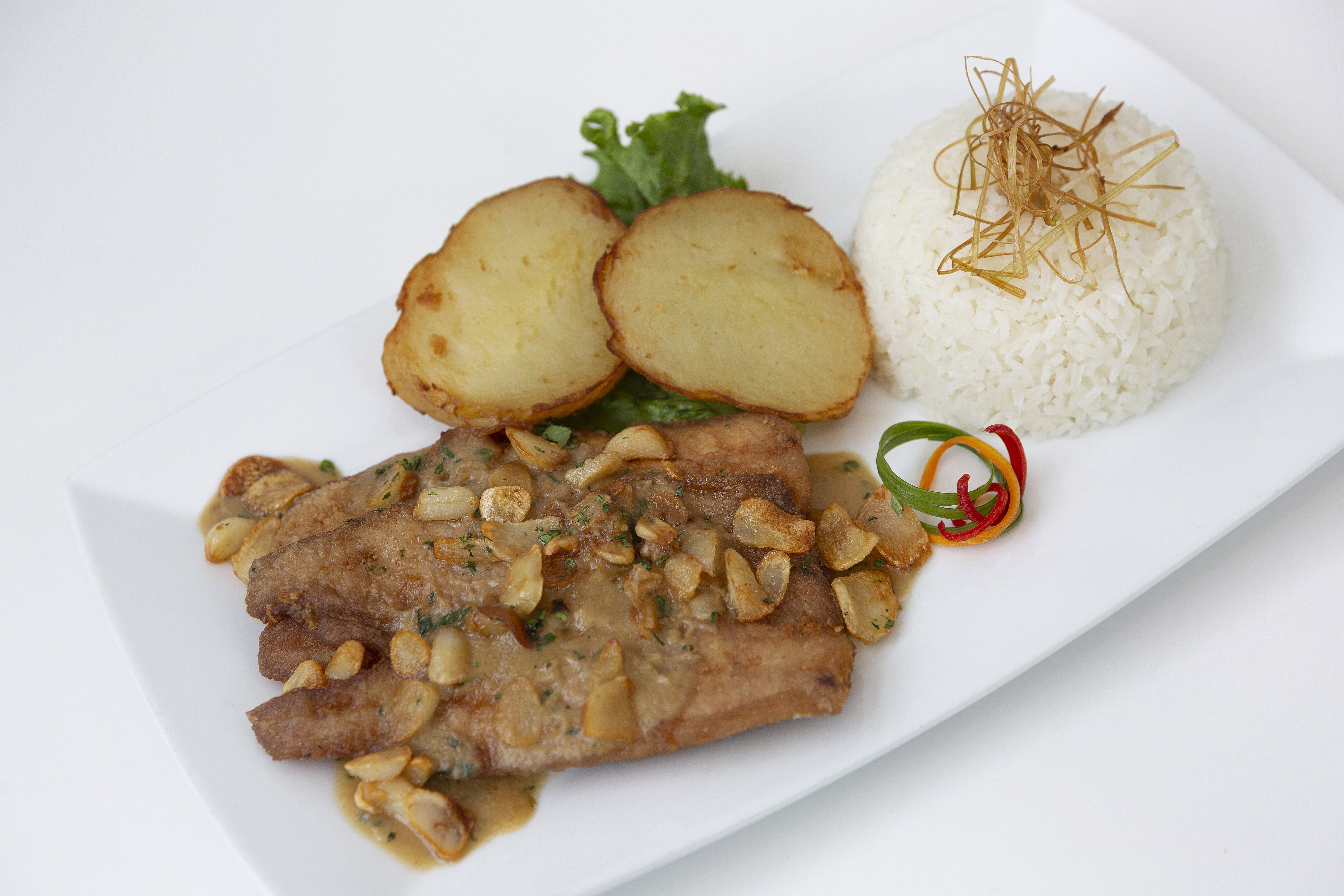 Pescado al Ajo