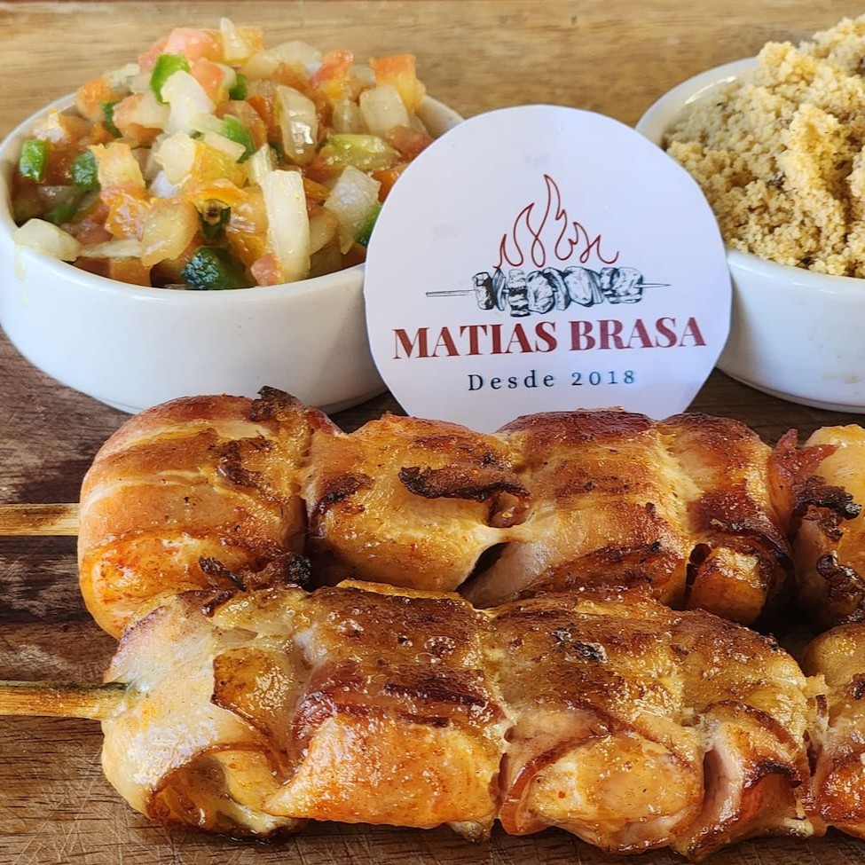 Frango Enrolado Com Bacon.  Não Acompanha Molho + Farofa. Foto meramente ilustrativa 1 unidade