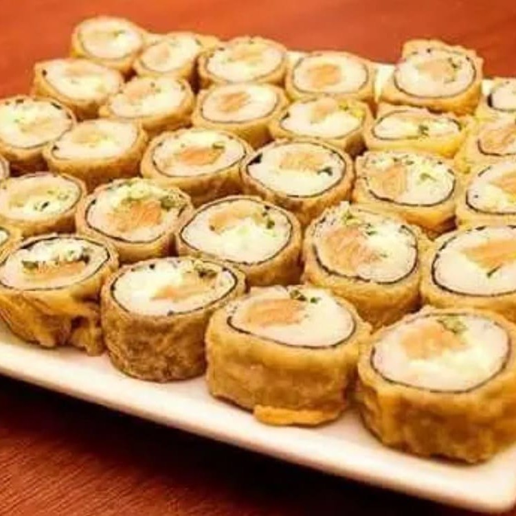 60 unidades de hot salmão,  Recheio salmão creme these cebolinha arroz