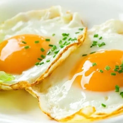 Acompanhamentos: Arroz, feijão e farofa