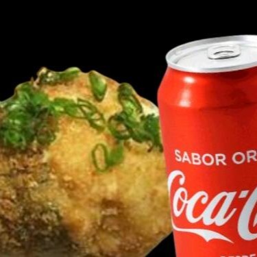 Experimente o sabor intenso do Super Hot Philadelphia: salmão e cream cheese empanados e fritos até ficarem douradinhos e crocantes, com aquela cremosidade irresistível por dentro. Para acompanhar, uma Coca-Cola lata (269ml) geladinha, perfeita para completar essa explosão de sabor!