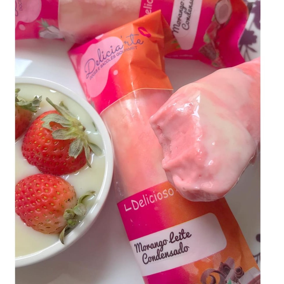 Uma combinação irresistível: a doçura do morango com a cremosidade do leite condensado. Um sabor clássico que conquista em cada mordida! 😍✨