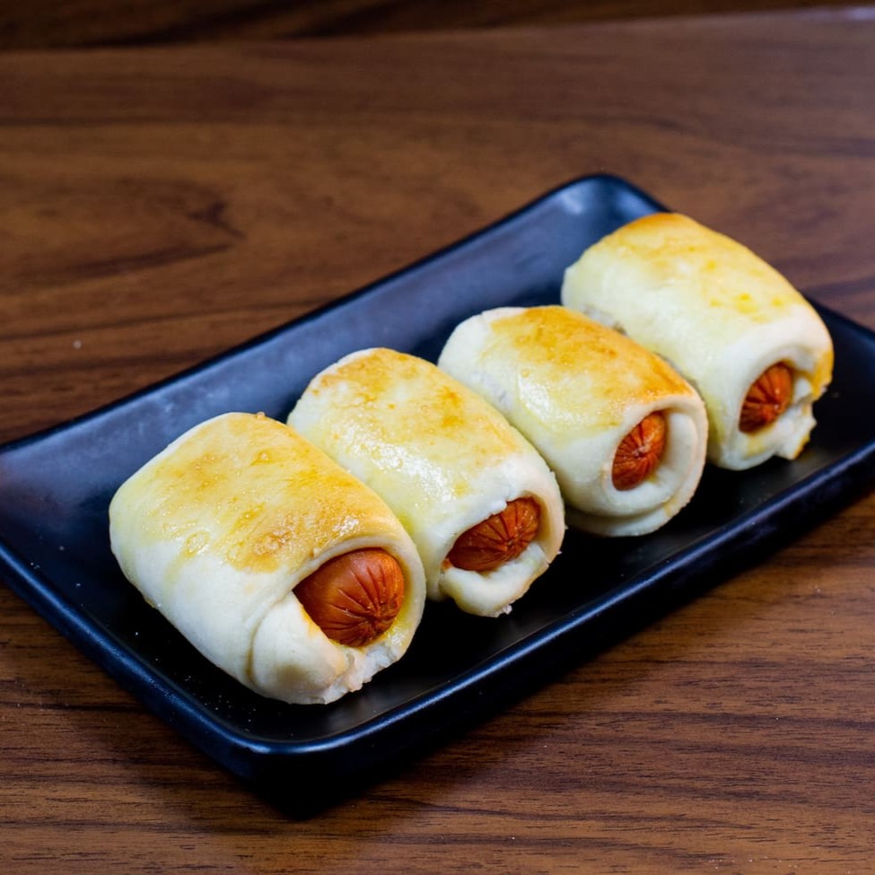 Deliciosos Doguinhos de Forno, Embalagem c/ 25 unidade, super pratico para lanche, podendo ser aquecido no forno ou no microondas.  Basta Aquecer!!