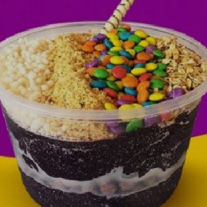 E 1 litro e meio o mesmo que 1,5 kg pois aqui no thiaguinho e assim, e muito mais açai do que na concorrência ,batido com  polpa média 12%, xarope artesanal, batido com fruta de verdade. * peso aproximado*