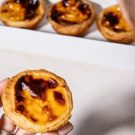 Os melhores pastéis de nata por um valor irresistível: combo com 4 unidades, você escolhe entre Tradicional, Nutella ou Doce de leite!