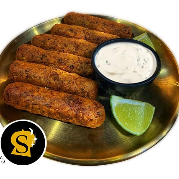 Uma criação Sahtein que nos dá orgulho. Porçāo com 6 unidades, acompanha uma cremosa pasta de alho. Crocante por fora, macio por dentro e o principal: delicioso ao máximo.