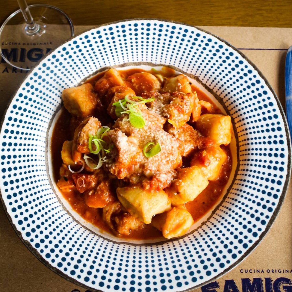 Gnhocchi artesanal al ragu de Funghi  *Imagem meramente ilustrativa.