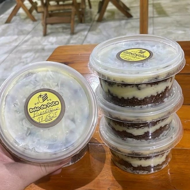 Delícioso bolo de pote de Prestígio