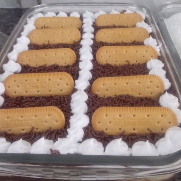 Pavê de Chocolate com Creme Fatia