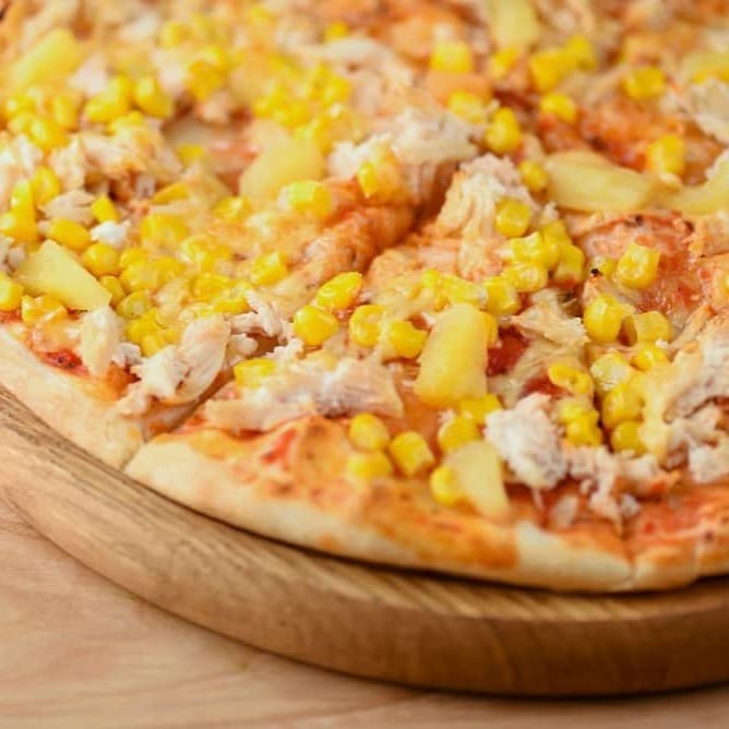 Frango,Catupiry,azeitona preta e milho