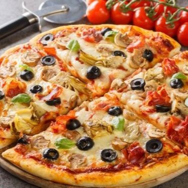 Muçarela, cogumelo paris, presunto, azeitona preta