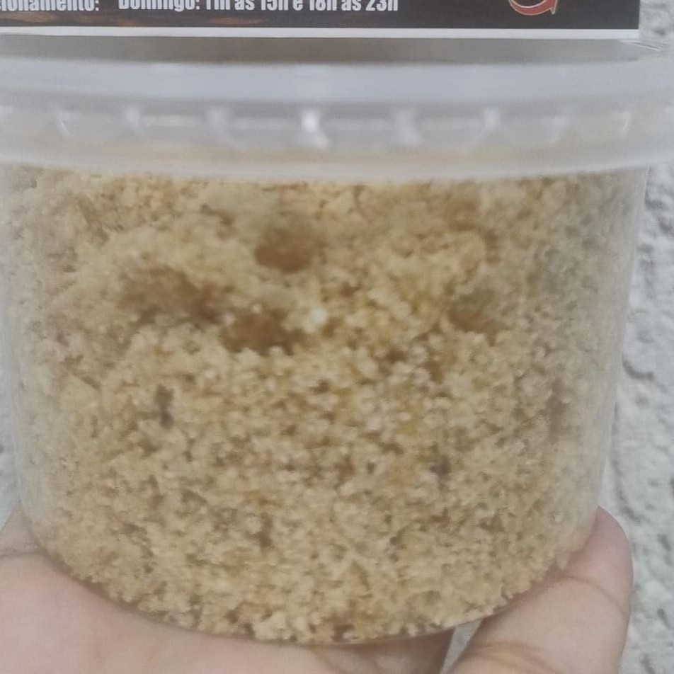 Pote de 200 Ml de farofa (feita no alho e cebola )