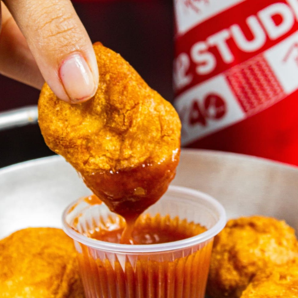 Porção com 6 unidades de saborosos e crocantes nuggets