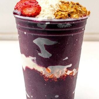 Sinta-se a vontade para escolher o seu sabor, podendo misturar açaí com sorvete.  ( As Guloseimas E Coberturas Vão Junto Com O Açai / Sorvete E Não Em Potes Separados )