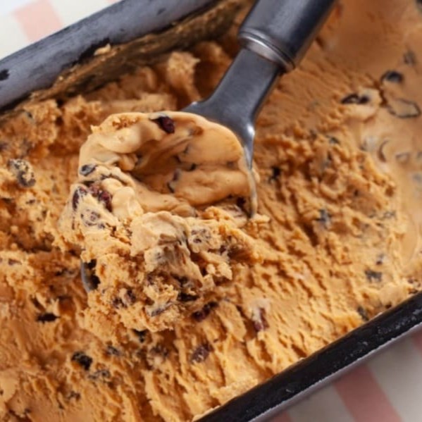 Sorvete Itália | Festival de Doce de Leite  Sabores: Doce de leite com Flocos, Doce de leite Mesclado, Doce de leite com Torta Alemã, Doce de leite com Queijo, Doce de leite com Brownie, Doce de leite com Caramelo Flor de Sal, Doce de leite com Café, Doce de leite com Chocolate Meio Amargo, Doce de leite com Coco, Doce de leite com Macadâmia, Doce de leite com Ameixa, Doce de leite com Tapioca