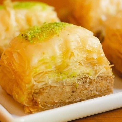 Ninho de amendôas, ninho de nutela, ninho de doce de leite, ninho de pistache ou backlava