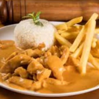 Marmita Strogonoff de Frango com Batata Frita  Arroz, strogonoff e Batata frita  Não Acompanha feijão e farofa     Tags.: entregas rápida desconto quentinha marmita marmitex almoço refeição janta lanche promoção desconto gratis 99 rápido sassami filet isca franguinho estrogonofe