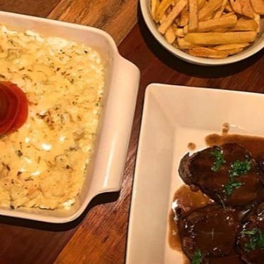 Arroz a piamontese e fritas