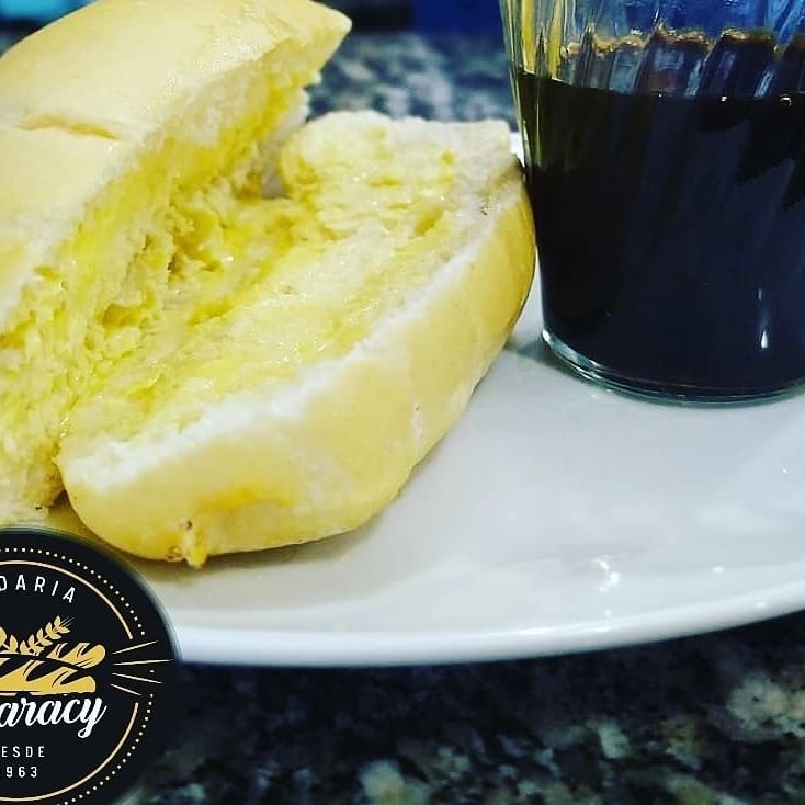 Pão francês ou suiço com manteiga, na chapa ou frio favor colocar especificado caso queira na chapa