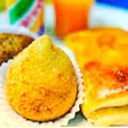 Joelho de queijo com presunto