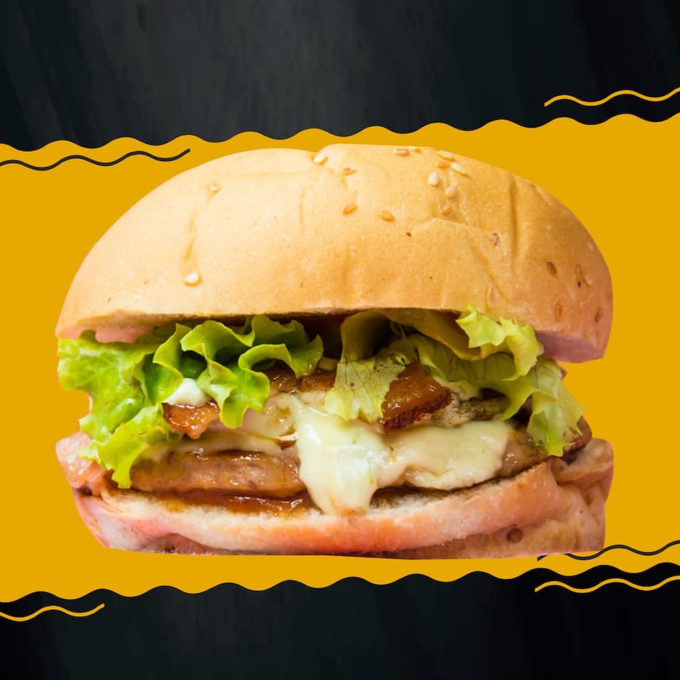 Pão com gergelim, carne, ovo, queijo, presunto, katchup e maionese temperada.