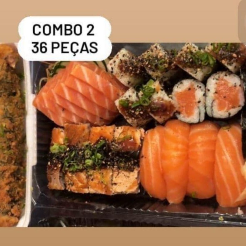 4 sushi salmão, 6 sashimi salmão, 4 sushi skin, 5 hossomaki salmão, 5 uramaki skin e 12 hot filadélfia