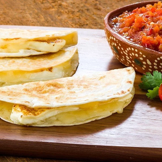 QUESADILLA DE HARINA