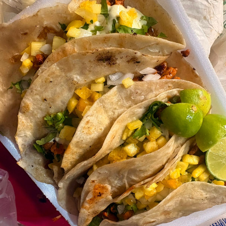 TACO DE HARINA CON QUESO