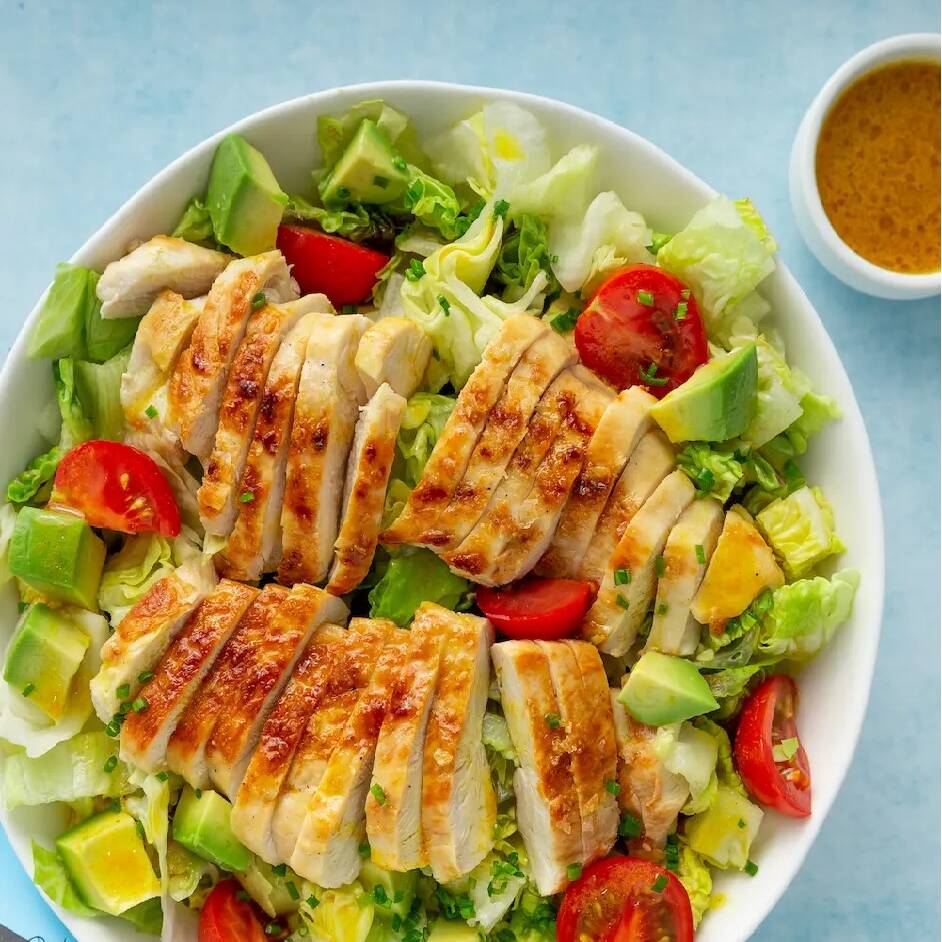 Ensalada Pechuga Doble de Pollo Asada