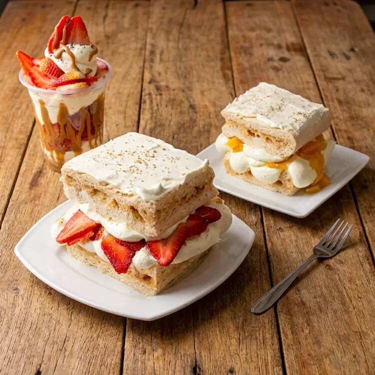 Combo Merengón Doble + Merengón Sencillo + Fresas