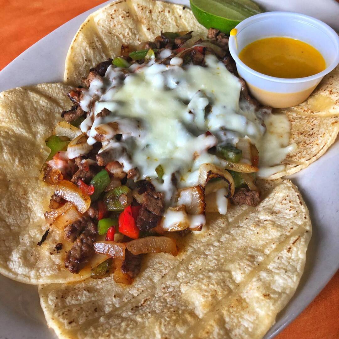 Taco de Huérfanos tortilla de Maiz