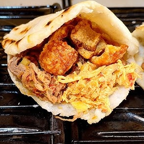 Arepa Rellena Paisa
