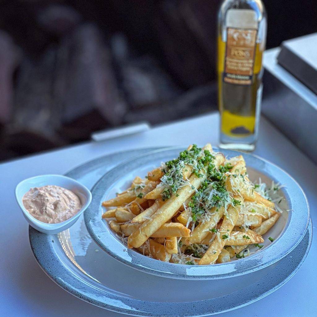 PAPAS CILANTRO FRIES