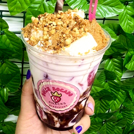 FRESAS CON CREMA Y PAY