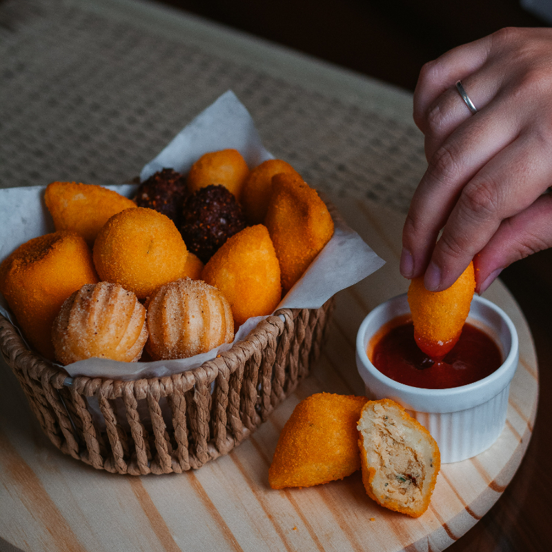 Salgadinhos de 20g mistos perfeitos para qualquer ocasião