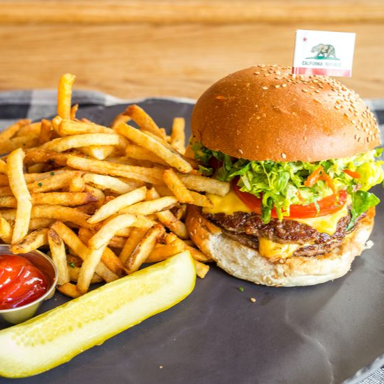 ¡PROMO! Papas y Hamburguesa!