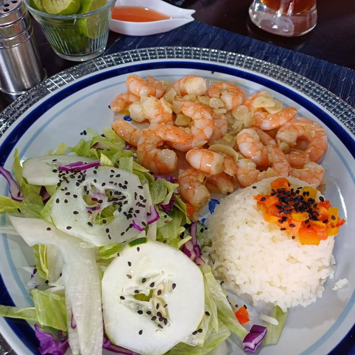 Camarones al Ajillo