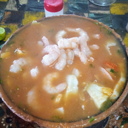 CALDO DE CAMARÓN.