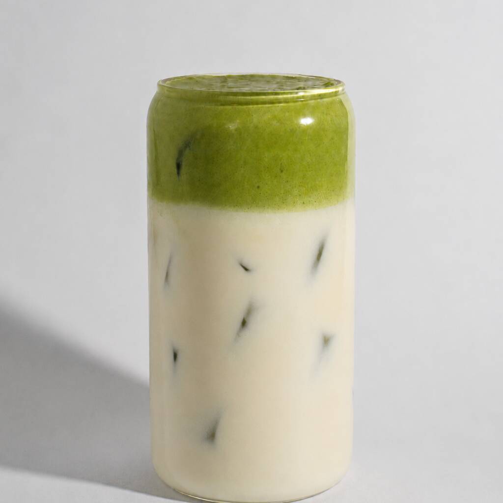 Matcha Ceremonial Frío con Leche