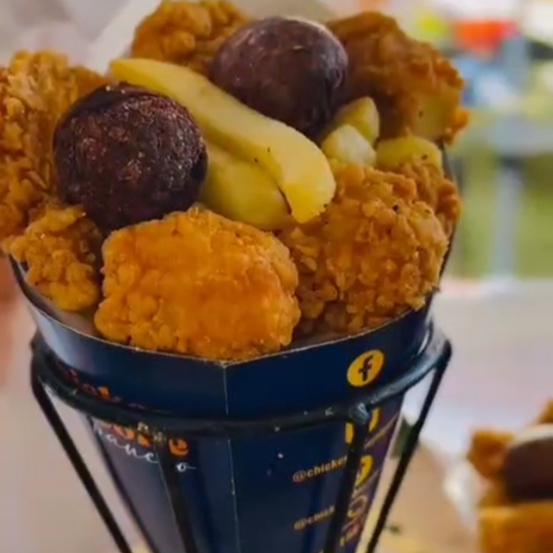 CONO MIXTO DE BUTIFARRAS