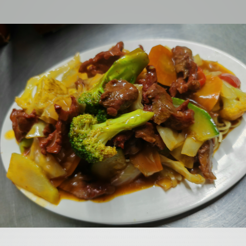 33 - Arroz en Salsa con Carne de Res