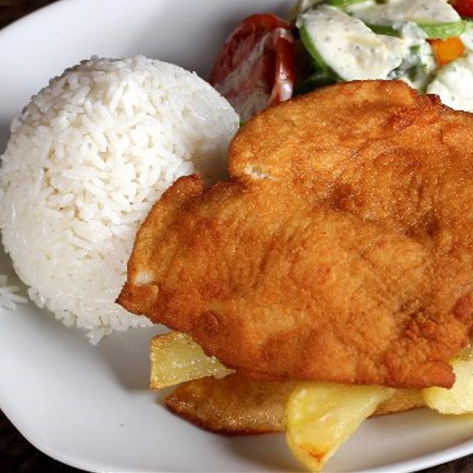 Milanesa de Pollo + Bebida del Día