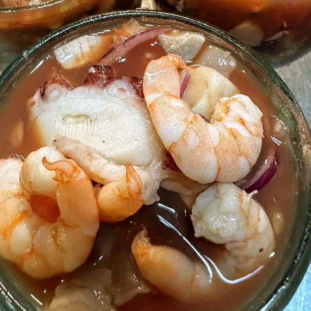 Cóctel de Camarón y Pulpo