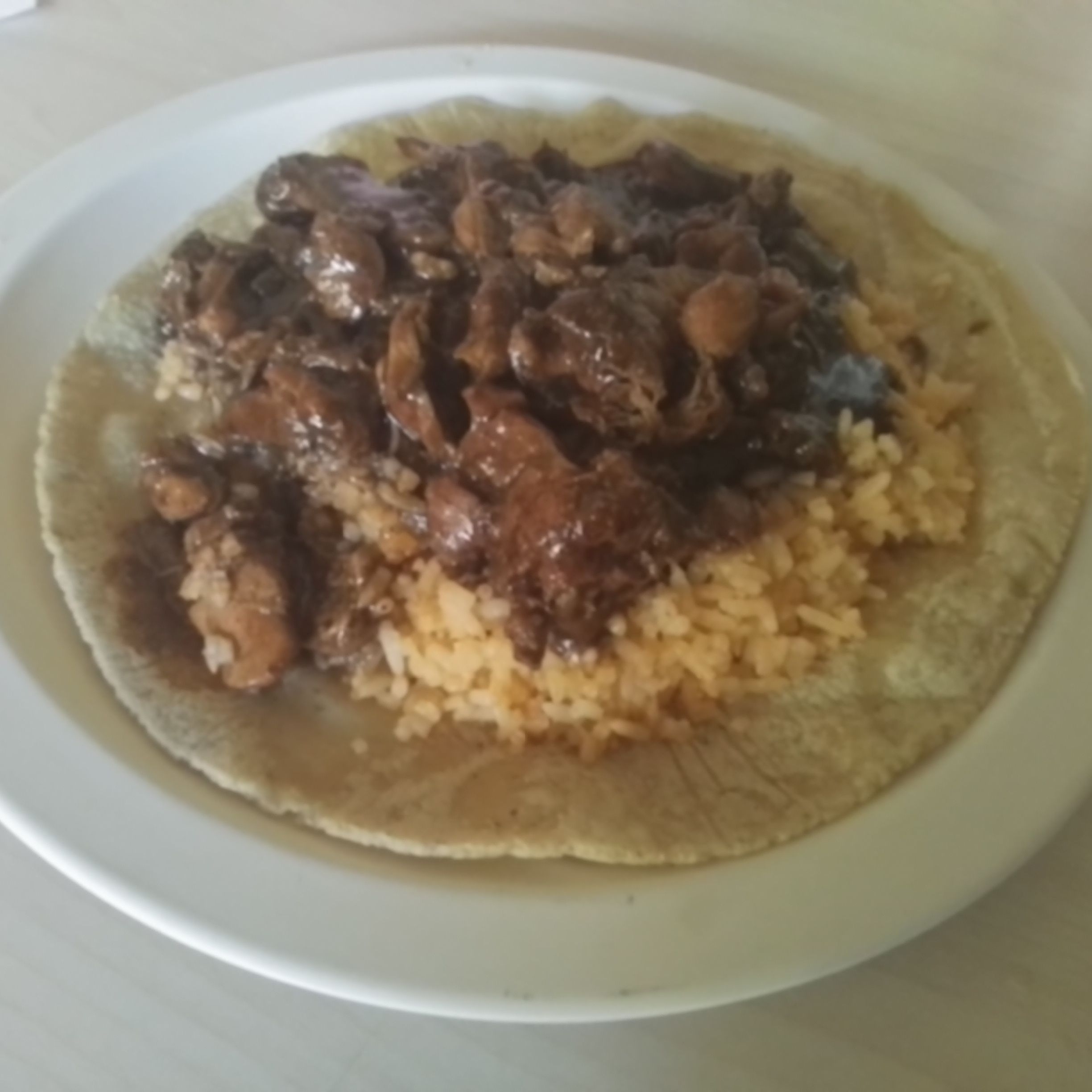 Taco de Mole Rojo de Pollo