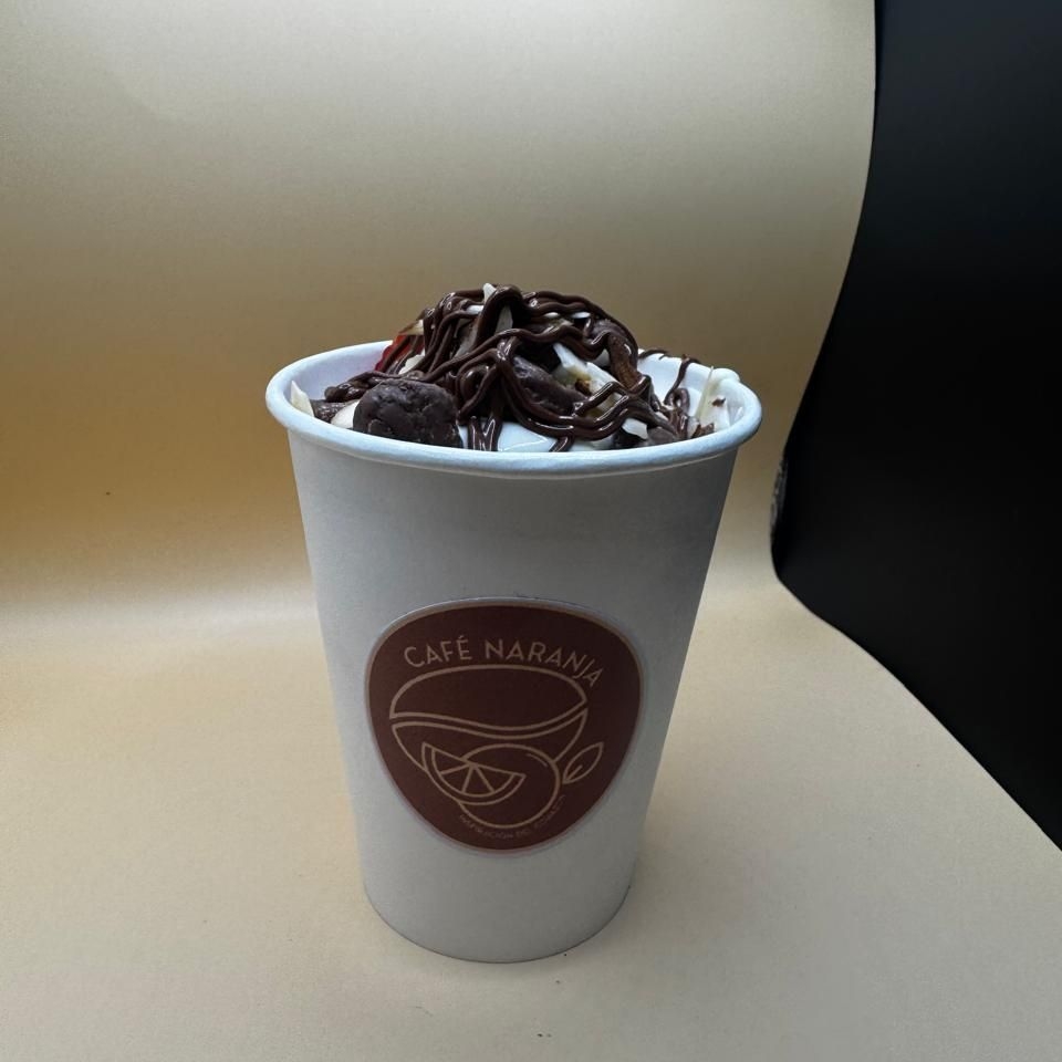 Fresas con Crema 8 Oz