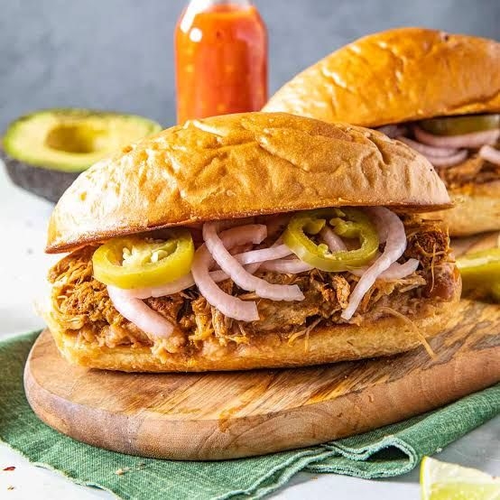 Torta de cochinita individual estilo jonathans1y0