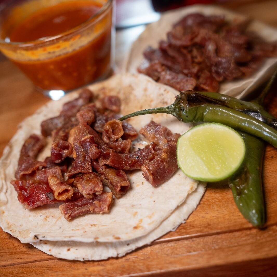 Taco De Tripa Media Dorada