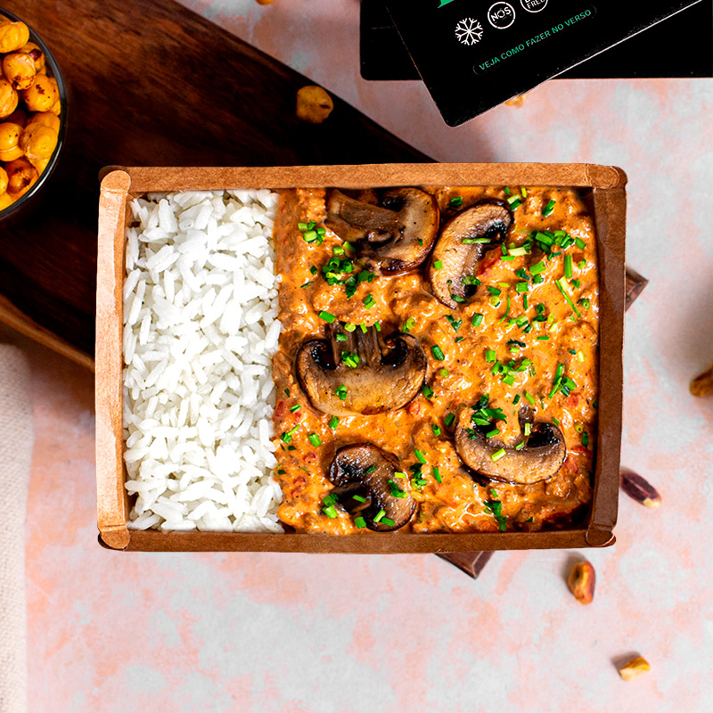 Lunchbox Vegano Kuk - 350g Informações nutricionais disponíveis no instagram