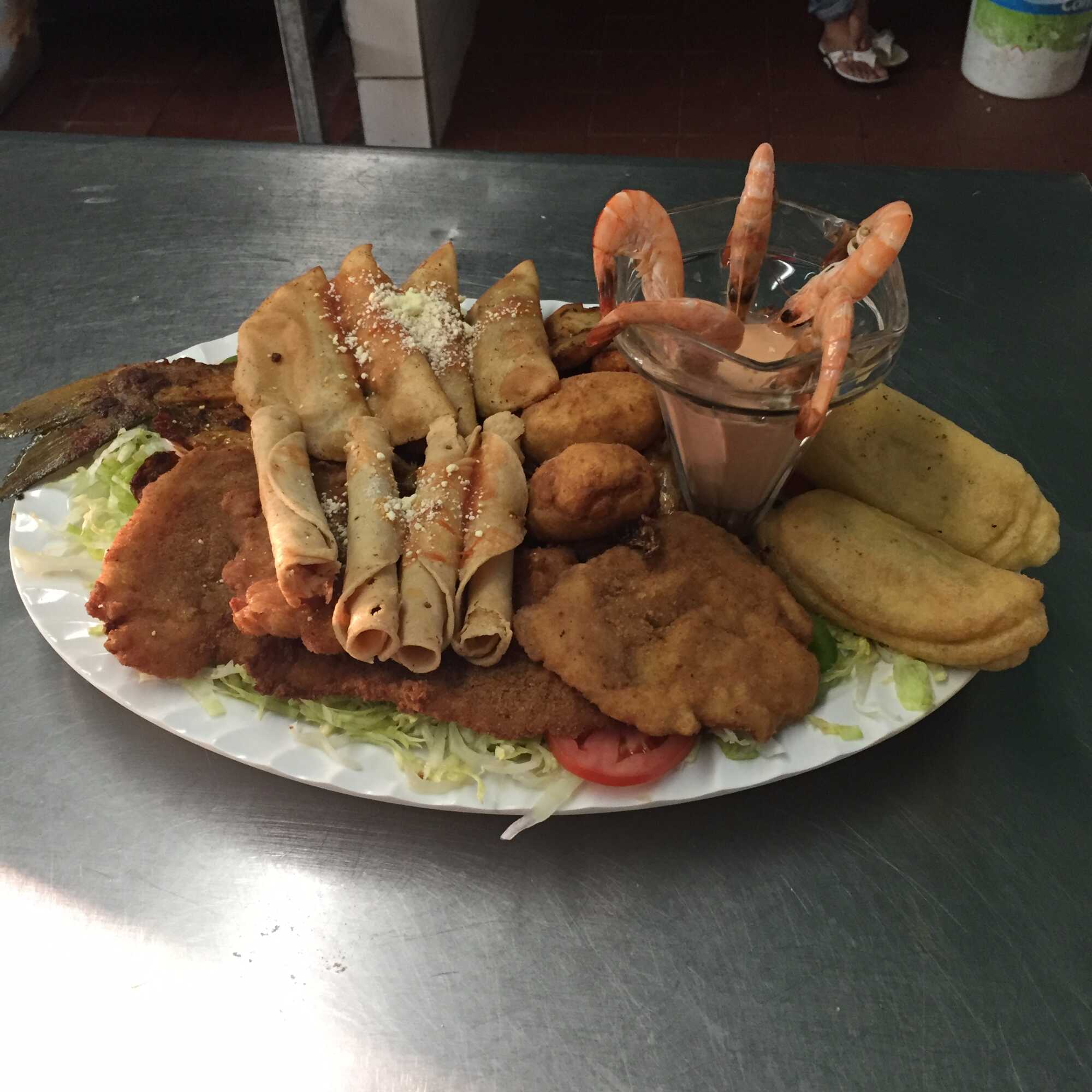 Charola de mariscos 3 personas