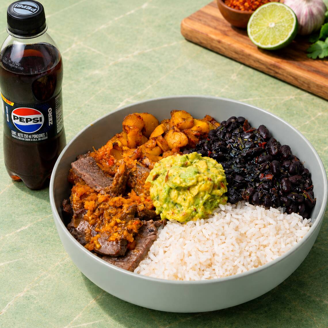 Combo Menú Típico Criollo Bowl